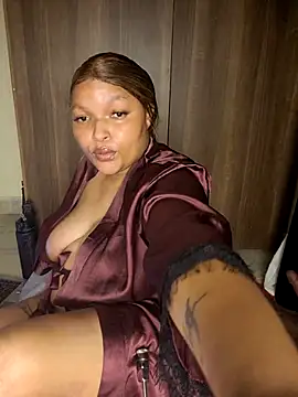 Snapshot of Bigass-ebony22 chatting on August 9, 6:02 pm Bigass-ebony22 online show from August 9, 6:02 pm