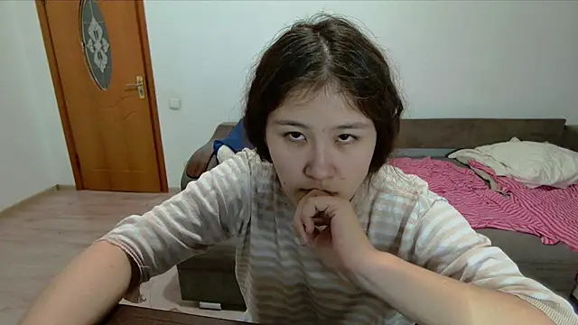 Snapshot of Riz_girl chatting on October 27, 1:15 pm Riz girl online show from October 27, 1:15 pm