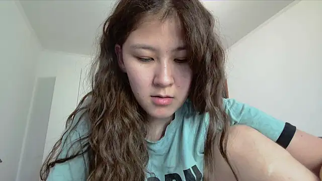 Snapshot of Riz_girl chatting on November 2, 11:23 am Riz girl online show from November 2, 11:23 am