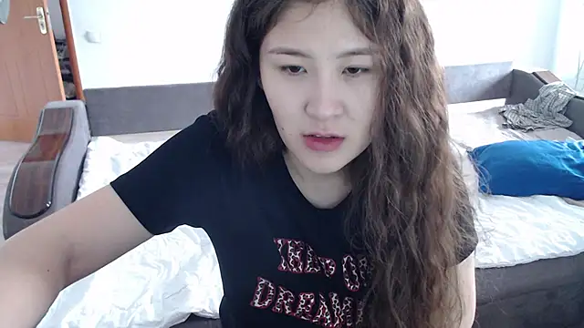 Snapshot of Riz_girl chatting on November 6, 8:15 am Riz girl online show from November 6, 8:15 am