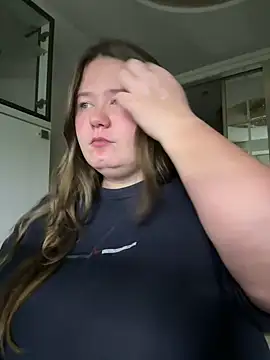 Snapshot of remirann_ chatting on December 21, 2:47 pm remirann online show from December 21, 2:47 pm