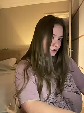 Snapshot of remirann_ chatting on January 31, 3:11 pm remirann online show from January 31, 3:11 pm