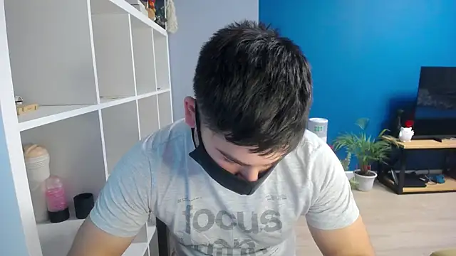 Tomguys online show from February 19, 7:16 pm