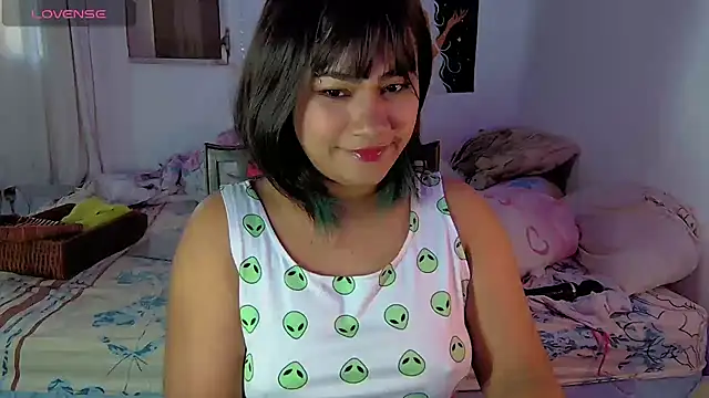 kiarybell   online show from March 7, 12:46 pm