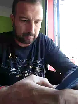 Snapshot of juandi21cm chatting on January 13, 3:04 pm juandi21cm online show from January 13, 3:04 pm