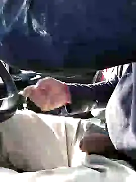 Snapshot of juandi21cm chatting on January 22, 2:56 pm juandi21cm online show from January 22, 2:56 pm