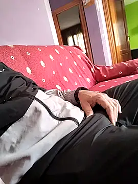 Snapshot of juandi21cm chatting on February 22, 11:13 am juandi21cm online show from February 22, 11:13 am