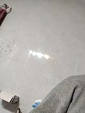 Snapshot of juandi21cm chatting on February 23, 6:28 am juandi21cm online show from February 23, 6:28 am