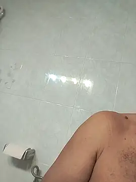 Snapshot of juandi21cm chatting on October 26, 5:24 am juandi21cm online show from October 26, 5:24 am