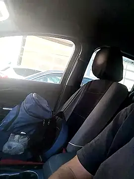 Snapshot of juandi21cm chatting on November 11, 3:23 pm juandi21cm online show from November 11, 3:23 pm