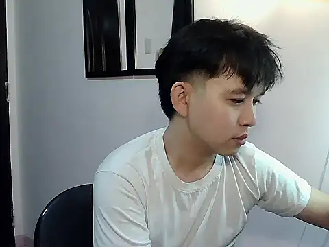 Snapshot of alfonsoasiancutie chatting on December 16, 12:10 pm alfonsoasiancutie online show from December 16, 12:10 pm