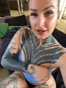 InkedBiitch online show from April 23, 8:13 am