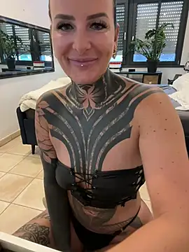 InkedBiitch online show from July 29, 4:21 am