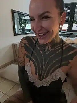 InkedBiitch online show from July 31, 4:34 am