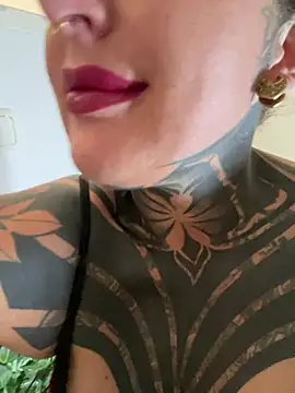 InkedBiitch online show from August 3, 11:26 am