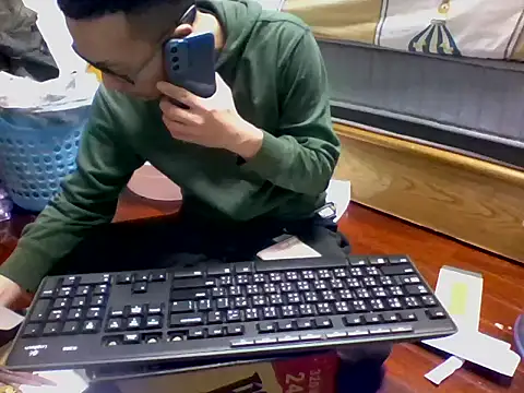 Exposedsian online show from March 6, 4:07 pm