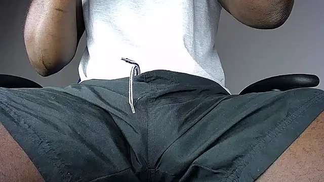 MAXJONES 2 online show from January 13, 5:07 pm