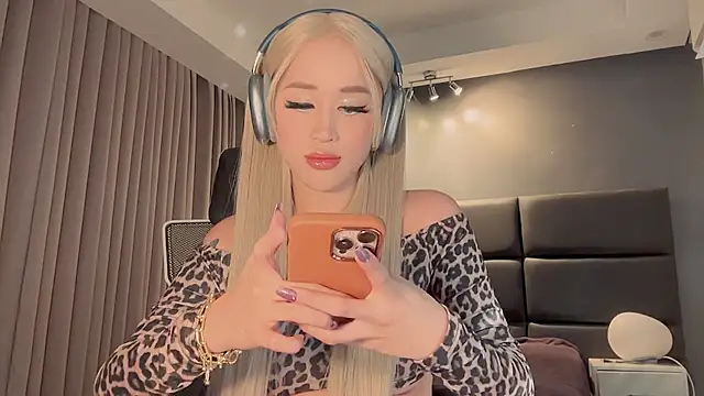 Snapshot of Carrie_Colbyxx chatting on December 21, 6:30 am Carrie Colbyxx online show from December 21, 6:30 am