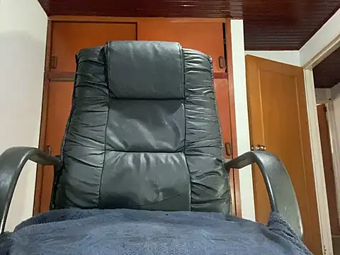 thadeo horny online show from April 26, 10:29 pm