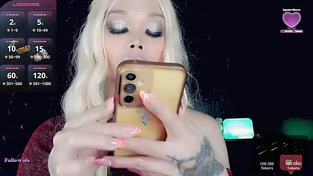 Snapshot of sugar_bbyxx chatting on December 3, 8:28 pm sugar bbyxx online show from December 3, 8:28 pm