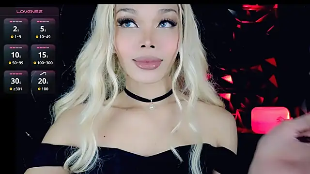 Snapshot of sugar_bbyxx chatting on September 25, 7:28 pm sugar bbyxx online show from September 25, 7:28 pm