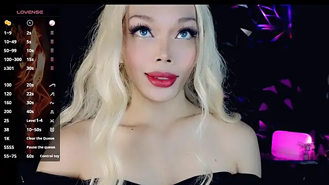 Snapshot of sugar_bbyxx chatting on October 16, 5:19 am sugar bbyxx online show from October 16, 5:19 am