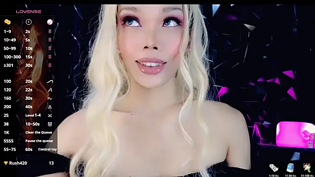 Snapshot of sugar_bbyxx chatting on October 22, 4:46 am sugar bbyxx online show from October 22, 4:46 am