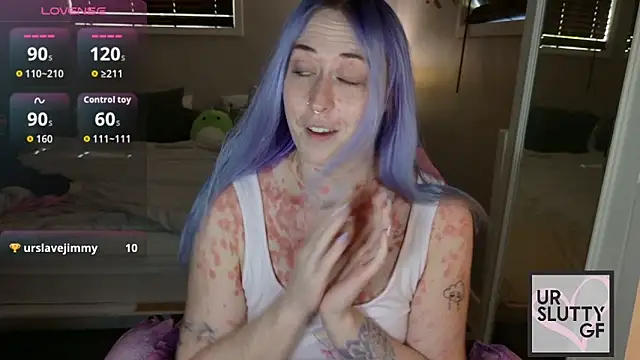 ursluttygf online show from April 30, 3:18 pm