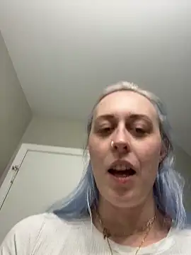 ursluttygf online show from June 12, 5:56 pm