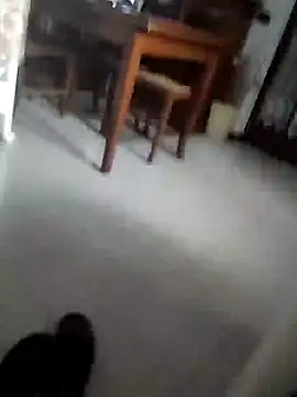 Snapshot of manuel9428 chatting on December 14, 3:04 pm manuel9428 online show from December 14, 3:04 pm