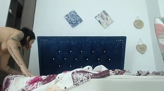 QueenSquirt  online show from January 3, 7:29 pm