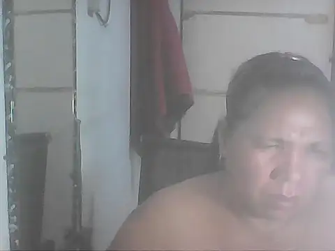 Snapshot of hotwet_mama4uxx chatting on November 14, 8:02 am hotwet mama4uxx online show from November 14, 8:02 am