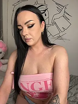 na dolli online show from February 4, 5:12 pm