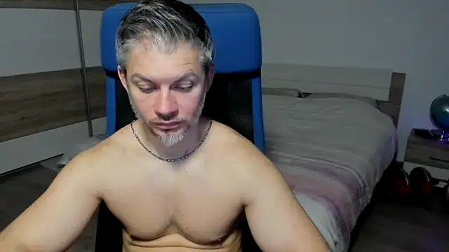Snapshot of RobbyShawz chatting on January 31, 9:16 am RobbyShawz online show from January 31, 9:16 am