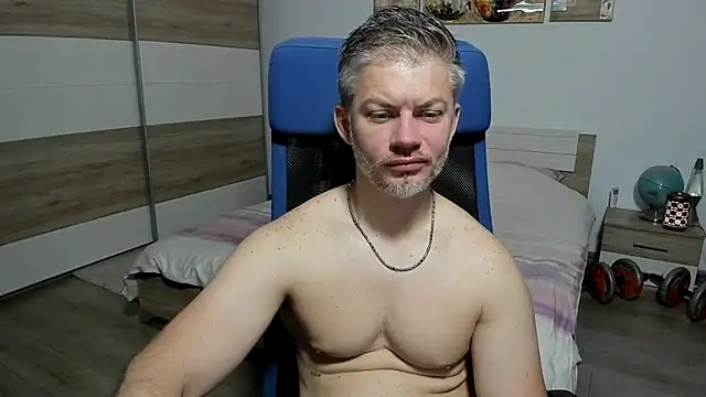 Snapshot of RobbyShawz chatting on May 31, 4:09 am RobbyShawz online show from May 31, 4:09 am