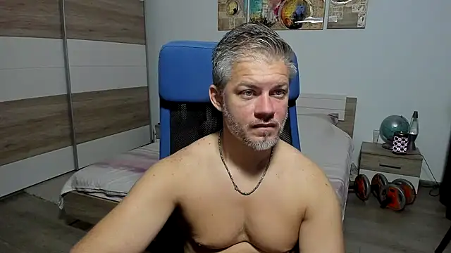 Snapshot of RobbyShawz chatting on July 21, 4:04 am RobbyShawz online show from July 21, 4:04 am