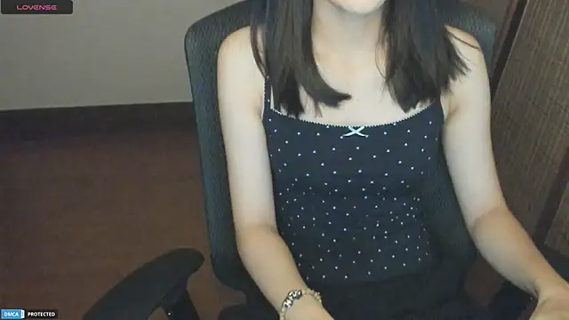 Ayase momo online show from June 9, 9:15 pm
