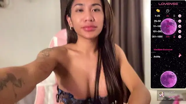 Alaia Pope online show from December 18, 1:56 pm