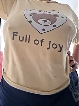 Snapshot of MariaPau_83 chatting on July 16, 3:29 pm MariaPau 83 online show from July 16, 3:29 pm
