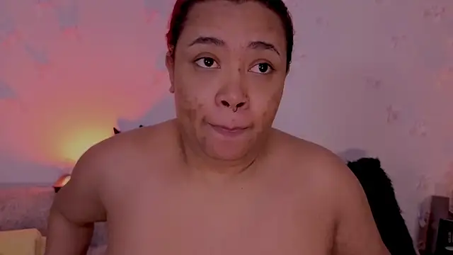 Snapshot of pamela_doll3 chatting on June 21, 8:17 am pamela doll3 online show from June 21, 8:17 am