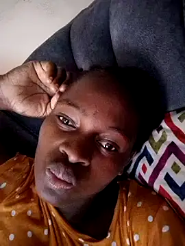 Snapshot of _cutemelania chatting on December 29, 1:06 pm  cutemelania online show from December 29, 1:06 pm