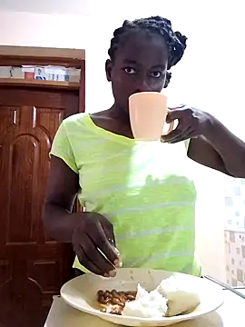 Snapshot of _cutemelania chatting on January 5, 10:43 am  cutemelania online show from January 5, 10:43 am