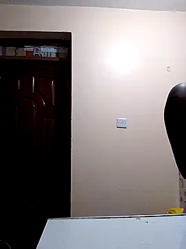 Snapshot of _cutemelania chatting on February 10, 6:45 pm  cutemelania online show from February 10, 6:45 pm