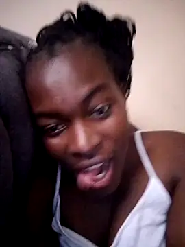 Snapshot of _cutemelania chatting on March 4, 2:32 pm  cutemelania online show from March 4, 2:32 pm