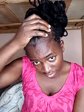 Snapshot of _cutemelania chatting on March 8, 9:50 am  cutemelania online show from March 8, 9:50 am