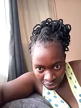 Snapshot of _cutemelania chatting on March 13, 8:48 am  cutemelania online show from March 13, 8:48 am