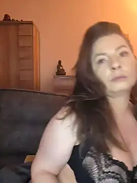 cristalines online show from February 19, 7:21 pm