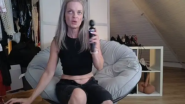 Sabdeluxe online show from September 29, 9:58 am