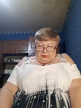 Lena Gaby online show from June 4, 7:20 pm