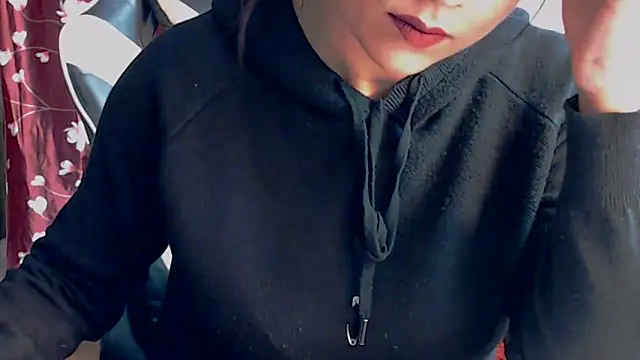 Naiaa-mylove online show from February 4, 12:00 pm